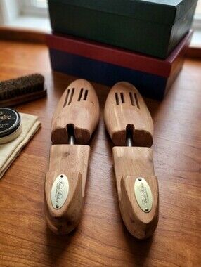 Brooks Brothers Cedar Shoe Trees Men's Adjustable Regular Fit Vintage